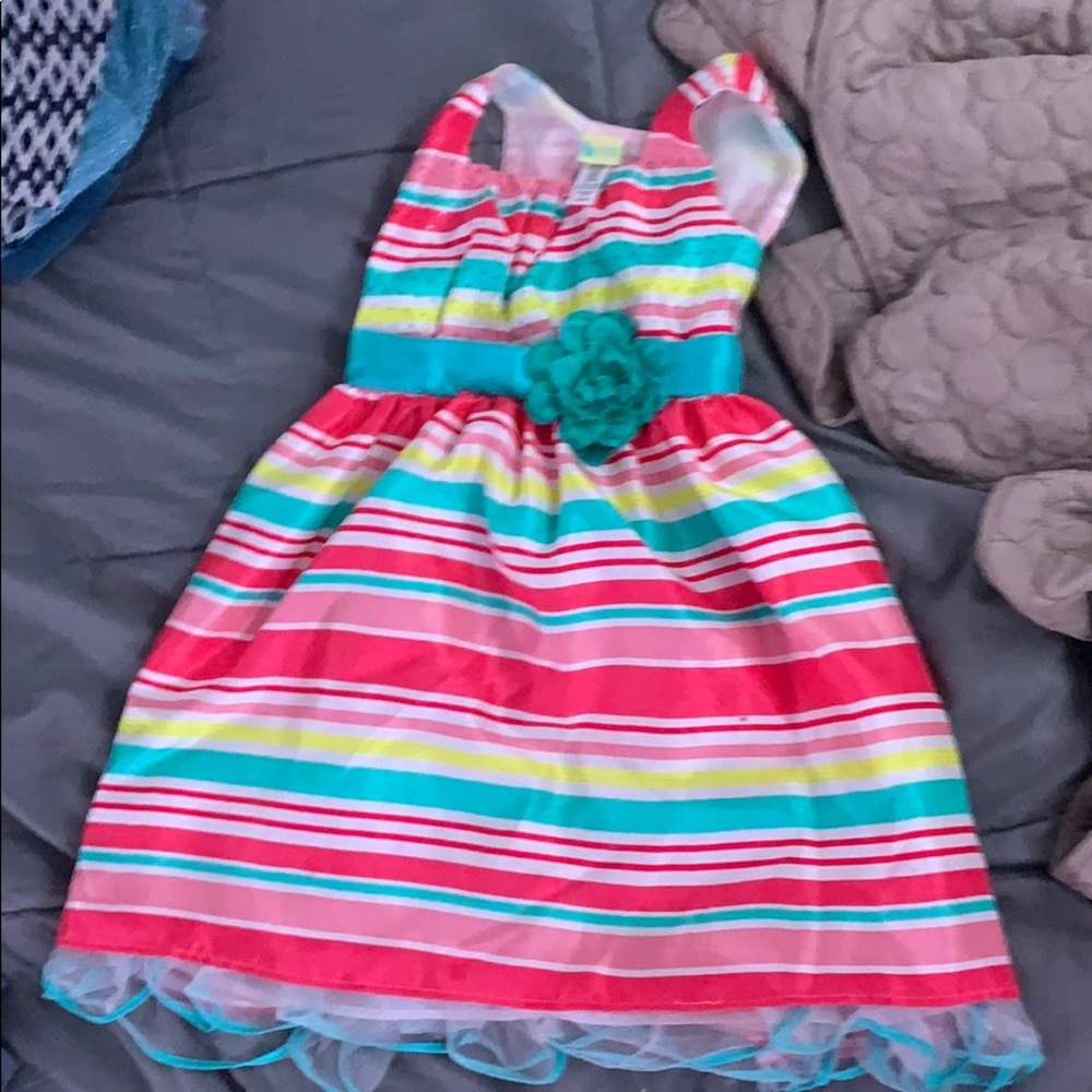 Girls dress